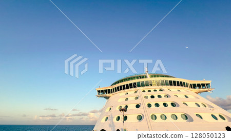 Caribbean sunset 128050123