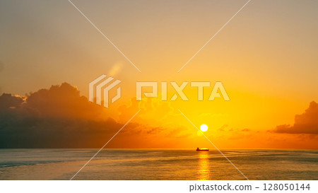 Caribbean sunset Caribbean sunset 128050144