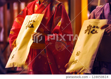 Gion Festival, Yoiyama Funaboko 128050614