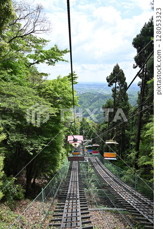 攀登東京高尾山 攀登東京高尾山 128053323