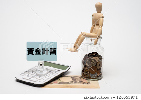 Drawing dolls for financial planning Drawing dolls for financial planning 128055971