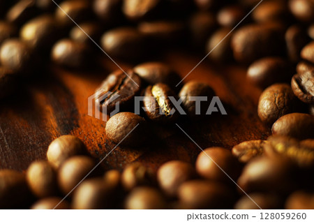 Coffee beans 128059260