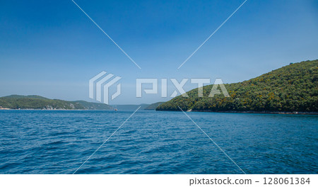 Generated image Generated image 128061384
