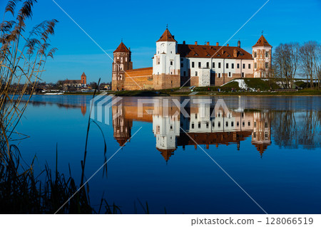 Mir Castle on Miranka river, Belarus Mir Castle on Miranka river, Belarus 128066519