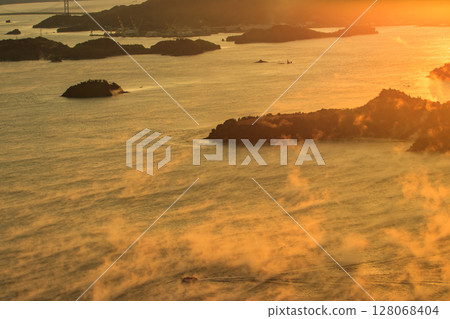 瀨戶內海的著名景點-筆影山展望台的景色 瀨戶內海的著名景點-筆影山展望台的景色 128068404