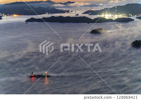 瀨戶內海的著名景點-筆影山展望台的景色 瀨戶內海的著名景點-筆影山展望台的景色 128068421