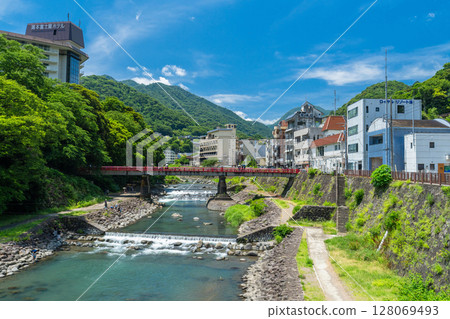 神奈川縣:箱根湯本溫泉街 神奈川縣:箱根湯本溫泉街 128069493