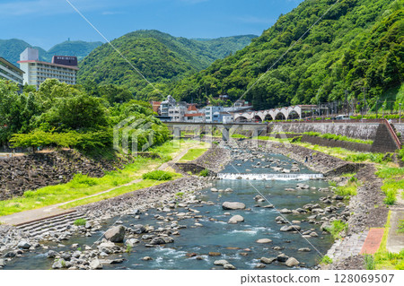 神奈川縣：箱根湯本溫泉街 128069507