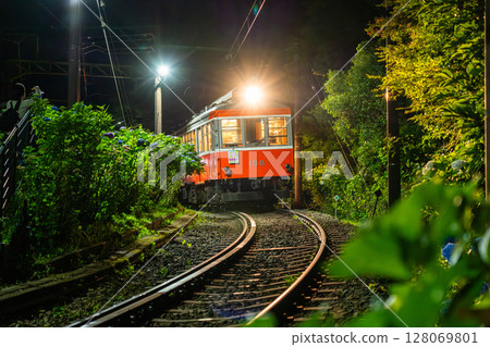 <Kanagawa Prefecture> Hydrangea Train and Hakone Tozan Railway <Kanagawa Prefecture> Hydrangea Train and Hakone Tozan Railway 128069801
