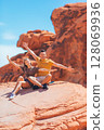 Hppy father and his daughter in zion national park 128069936