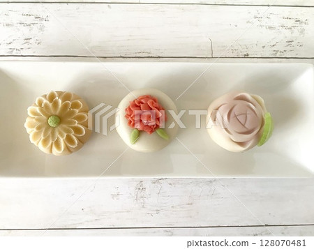 謝謝媽媽，練切 128070481