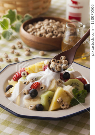 Tiger nuts / Fruit yogurt Tiger nuts / Fruit yogurt 128070506