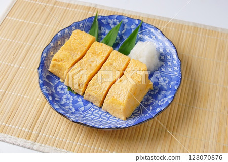 煮雞蛋捲 煮雞蛋捲 128070876
