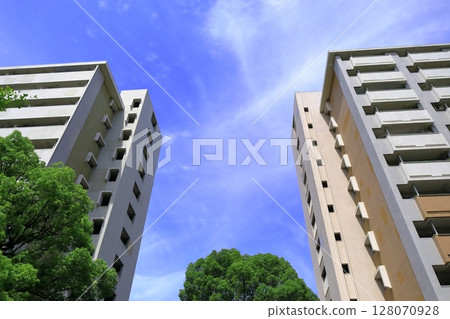Blue sky and collective housing Blue sky and collective housing 128070928