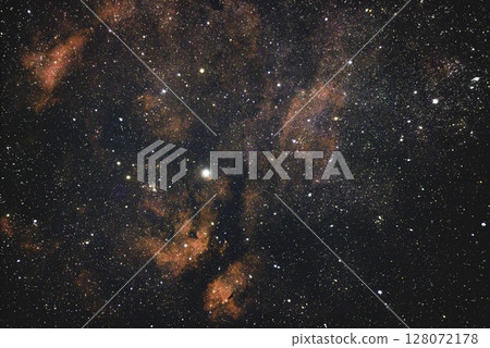 Diffuse nebula near the Cygnus Saddle 128072178