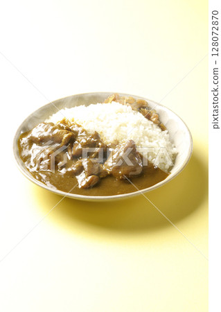 辣味雞肉咖哩,配雞塊 辣味雞肉咖哩,配雞塊 128072870