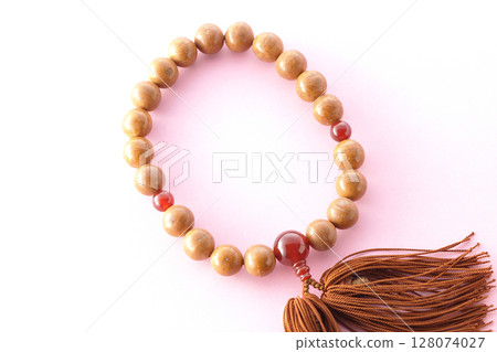 Single shot of prayer beads Single shot of prayer beads 128074027
