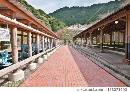 [Minetopia Besshi (Hadeba Tourist Tunnel)] Tachikawacho, Niihama City, Ehime Prefecture 128075690