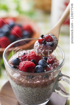 奇亞布丁/草莓和椰子 奇亞布丁/草莓和椰子 128077546