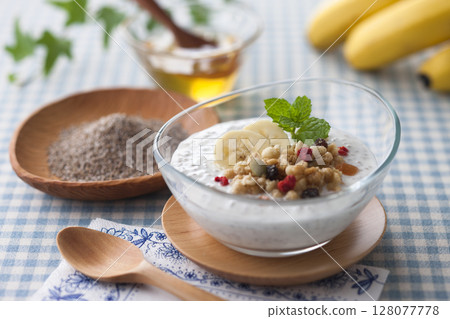 奇亞籽酸奶 128077778