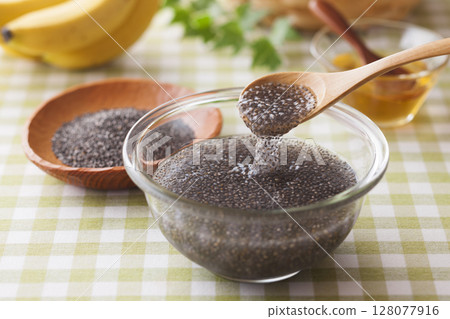 黑色歡呼種子 128077916