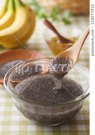 黑色歡呼種子 128077918