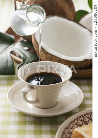 coconut oil / coffee coconut oil / coffee 128080104