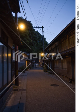 Seaside Kyoto: The streets of Ine Town enveloped in the silence of dawn 11 Seaside Kyoto: The streets of Ine Town enveloped in the silence of dawn 11 128081850