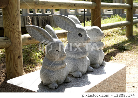 Cute stone rabbit statues can be seen here and there in the grounds of Izumo Taisha Shrine. 128083174