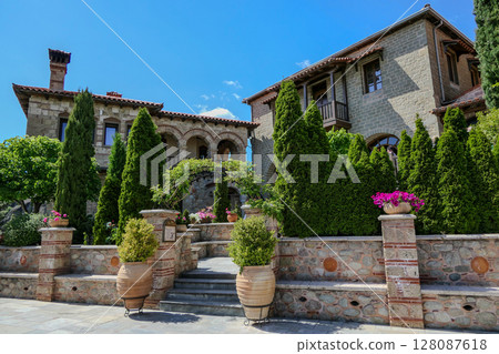 Greece, Meteora, interior courtyard of the Varlaam Monastery 128087618