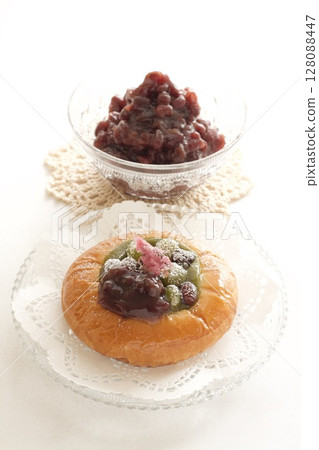豆沙和豆麵包 128088447