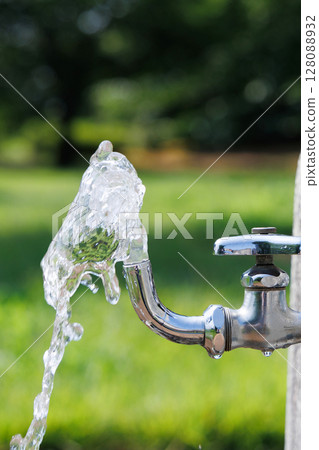 公園飲水機 公園飲水機 128088932