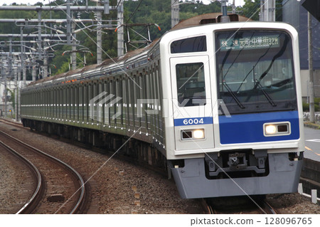 [SI] Seibu Ikebukuro Line 6000 Series Train (Rapid: Direct to Tokyo Metro Fukutoshin Line) 128096765