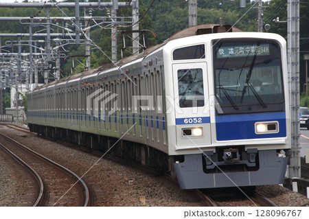 [SI] Seibu Ikebukuro Line 6000 Series 50s / Aluminum Car (Rapid: Direct to Tokyo Metro Fukutoshin Line) 128096767