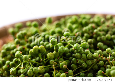 濾鍋裡的山椒莓果 128097465