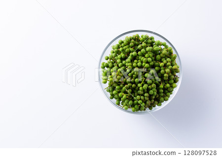 Fresh Japanese pepper 128097528