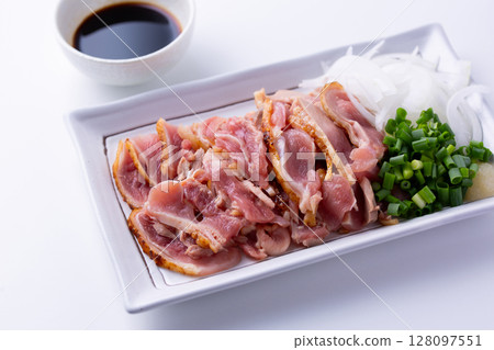 Seared chicken and sake Seared chicken and sake 128097551