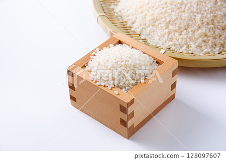 Rice that entered the bathroom 128097607