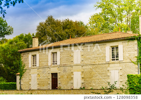 Coulon small town in France Coulon small town in France 128098358