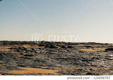 arid, sahara, sand dunes 128098767