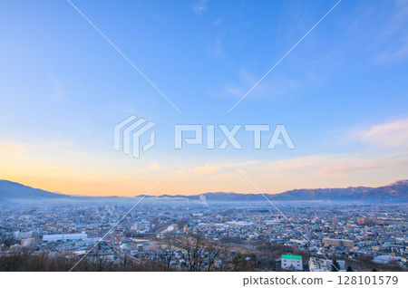 充滿希望的世界 128101579