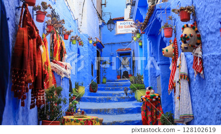 舍夫沙萬藍色城市景觀，位於摩洛哥里夫山脈的北麓 128102619