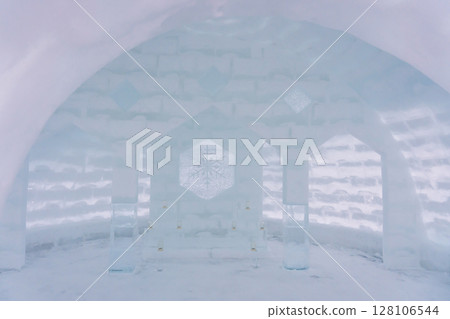 Inside the ice bar made from ice blocks from Lake Shikaribetsu Kotan in Shikaoi Town, Hokkaido 128106544