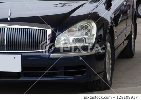 汽車圖片：日產第四代總統前臉 128109917