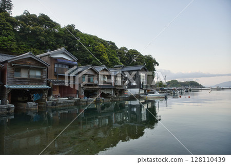 海邊的京都：從伊根浦公園看到的船屋 6 128110439