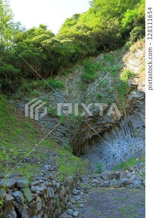 兵庫縣豐岡市玄武洞公園朱雀洞 兵庫縣豐岡市玄武洞公園朱雀洞 128111654