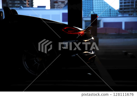 黑色跑車 128111676