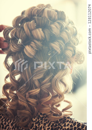 curly hair curly hair 128112074