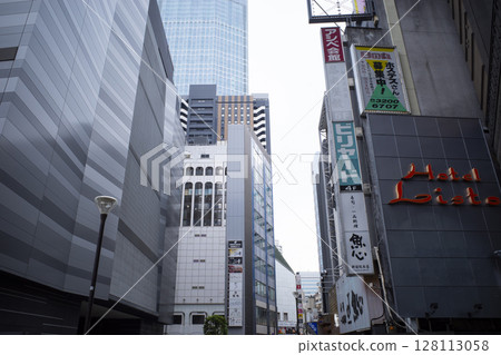 建築群的風景 128113058