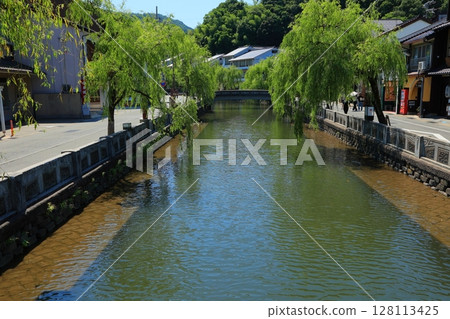 Kinosaki Onsen Town, Toyooka City, Hyogo Prefecture 128113425